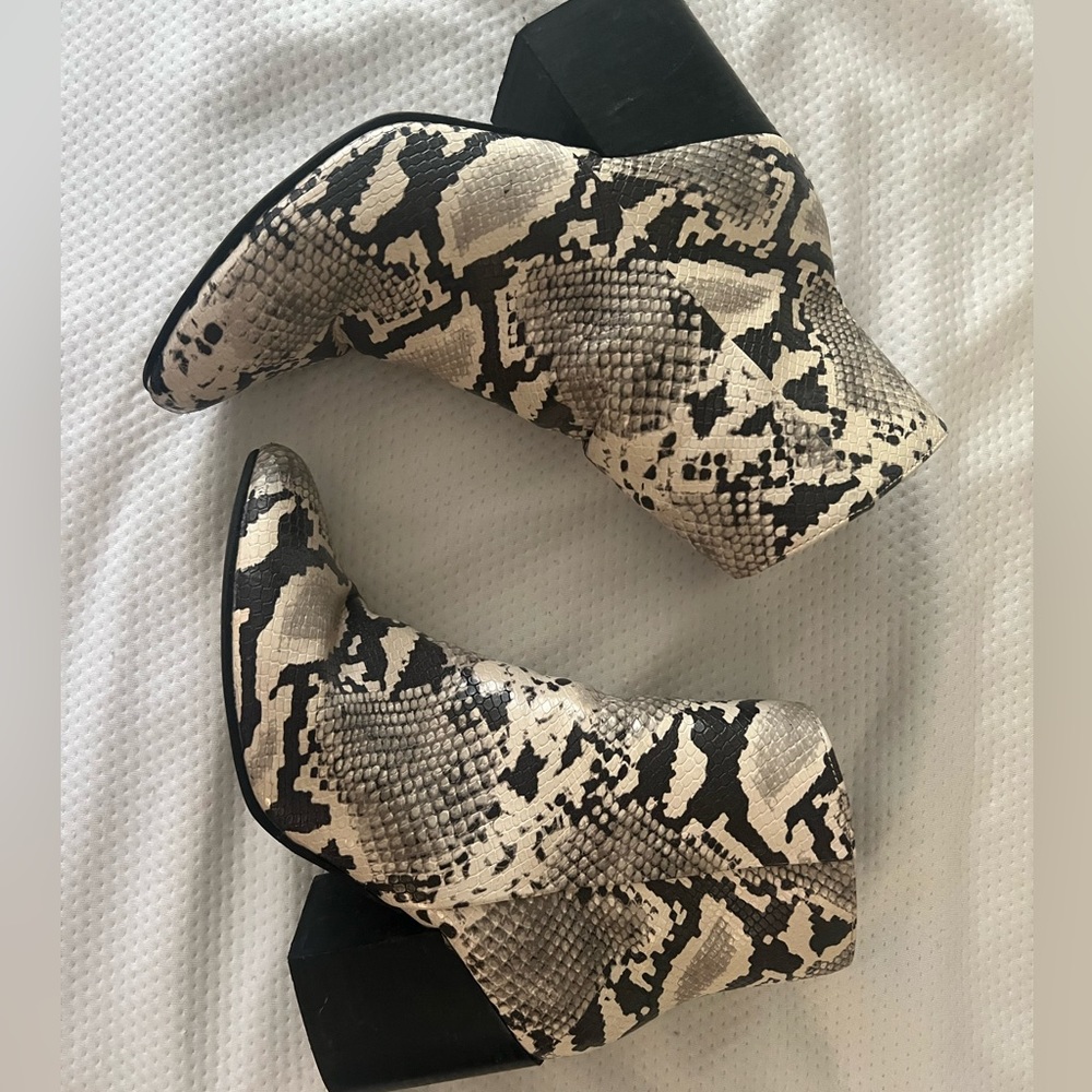 Heeled snake skin booties - size 8